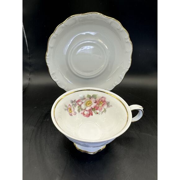 Schumann Arzberg Porcelain Tea Cup and Saucer Wild Roses Gilt Trim Swirl - Picture 3 of 9